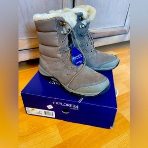 NWT! Woman’s Boots EasySpirit Eserle Style - Sz 10 FurLined WARM!